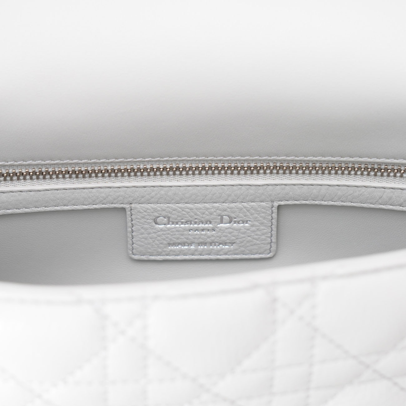 CHRISTIAN DIOR(USED)디올 카로 미듐